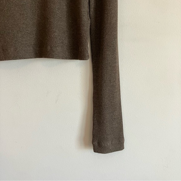 AGOLDE Alma Shrunken Crew Neck Top Long Sleeve Sweater Shirt - Picture 3 of 9